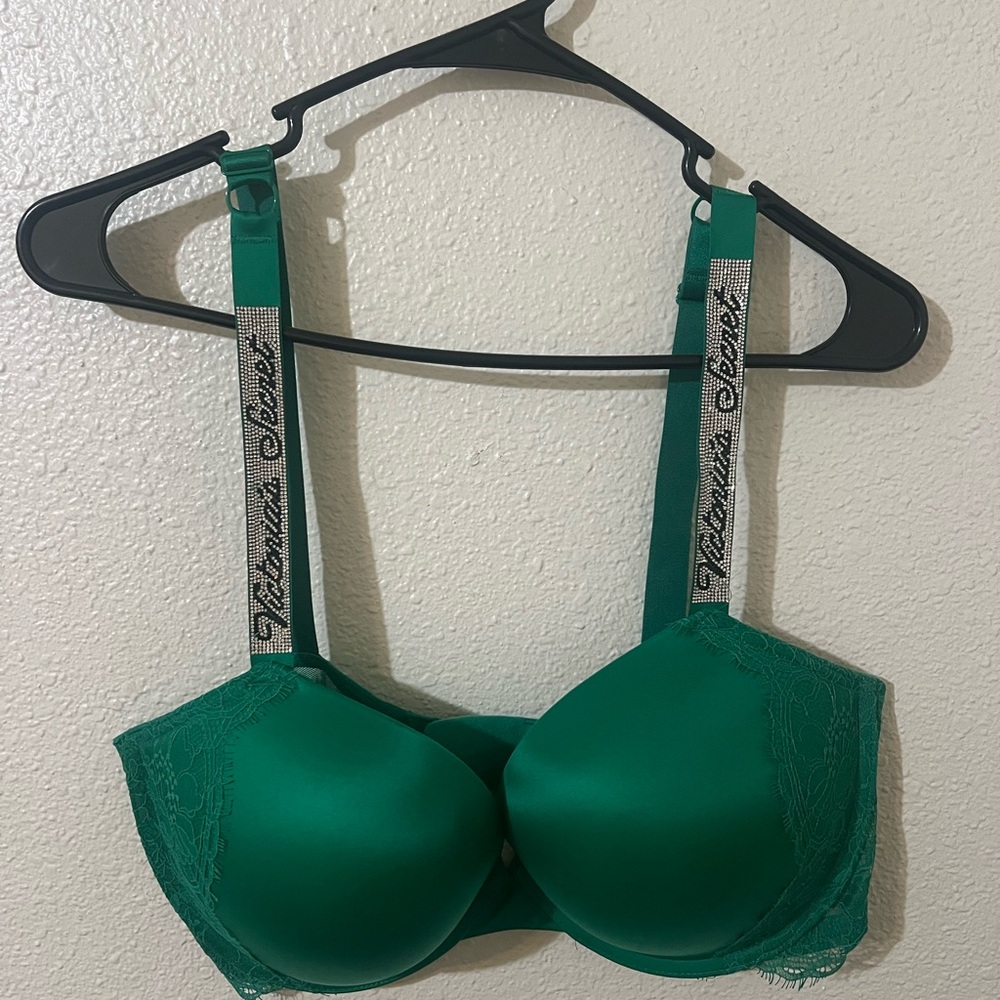 Victoria's Secret Green Lace Bra